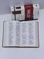 nkjv-personal-size-large-print-reference-bible