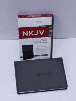 nkjv-value-large-print-thinline-bible-charcoal