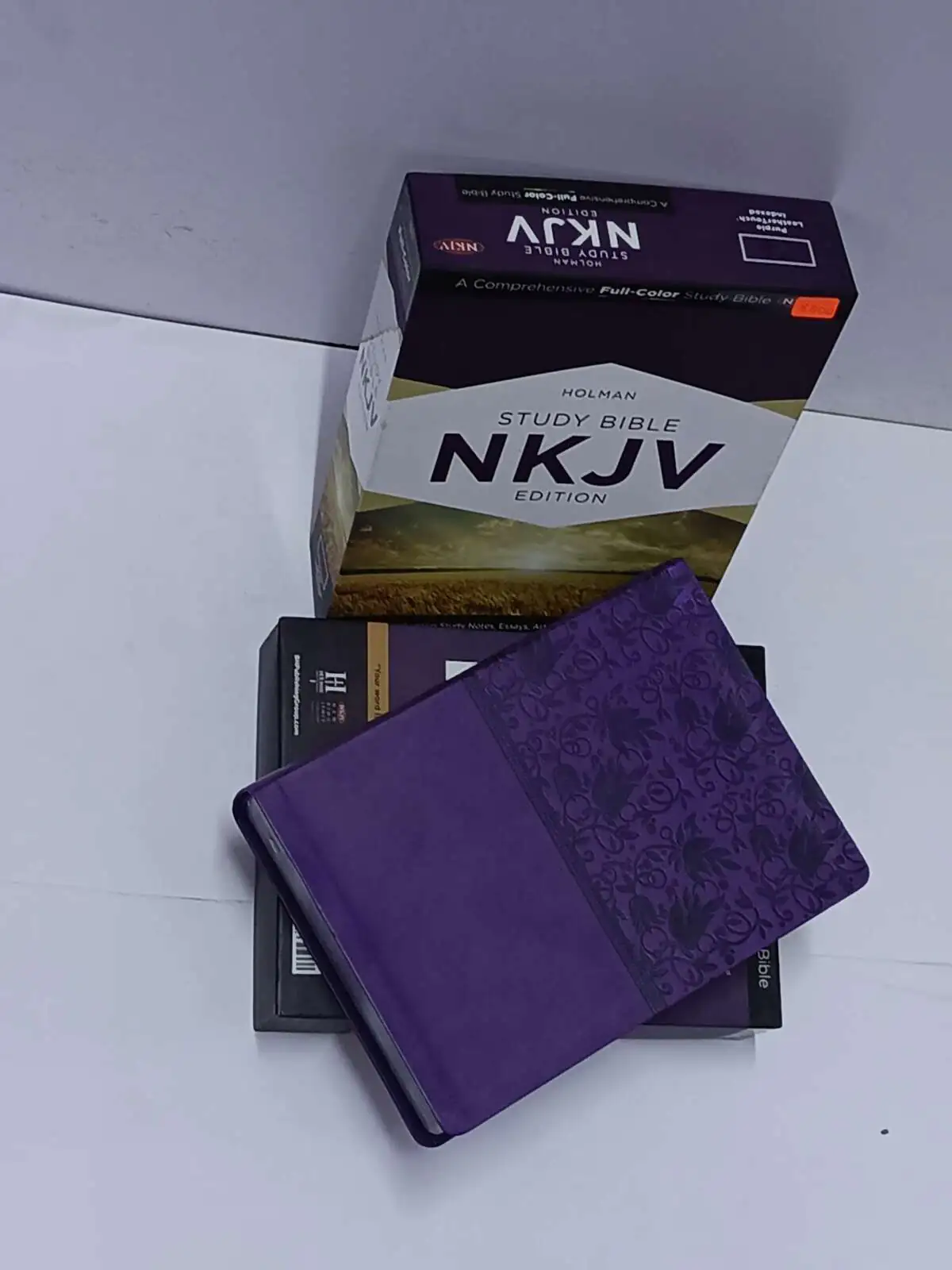nkjv-study-bible-holman