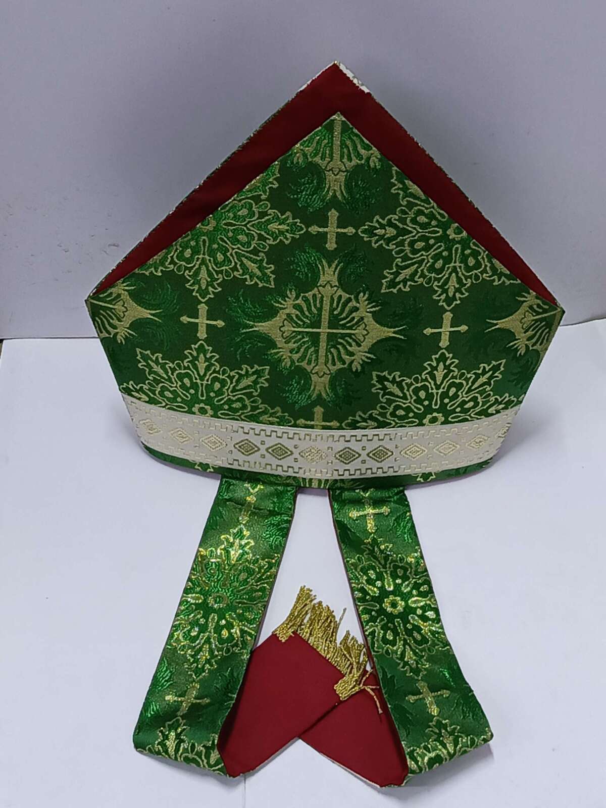 bishop-mitre-green