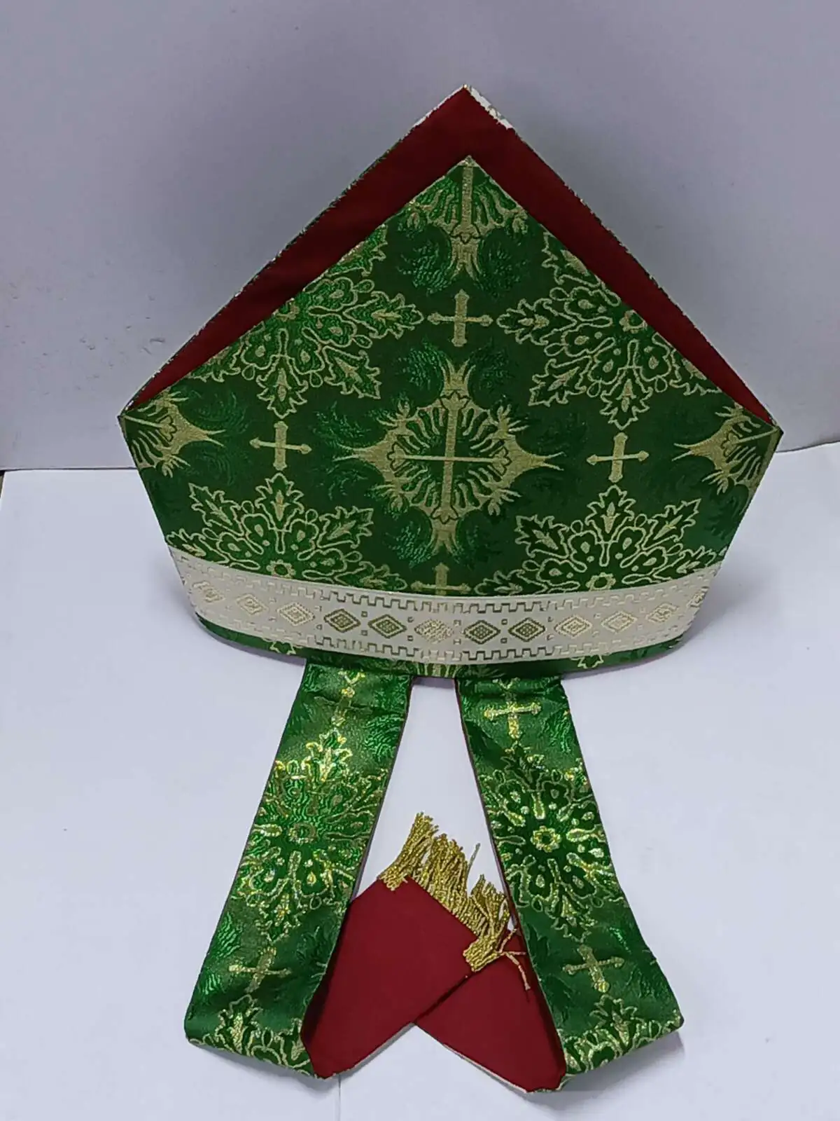 bishop-mitre-green