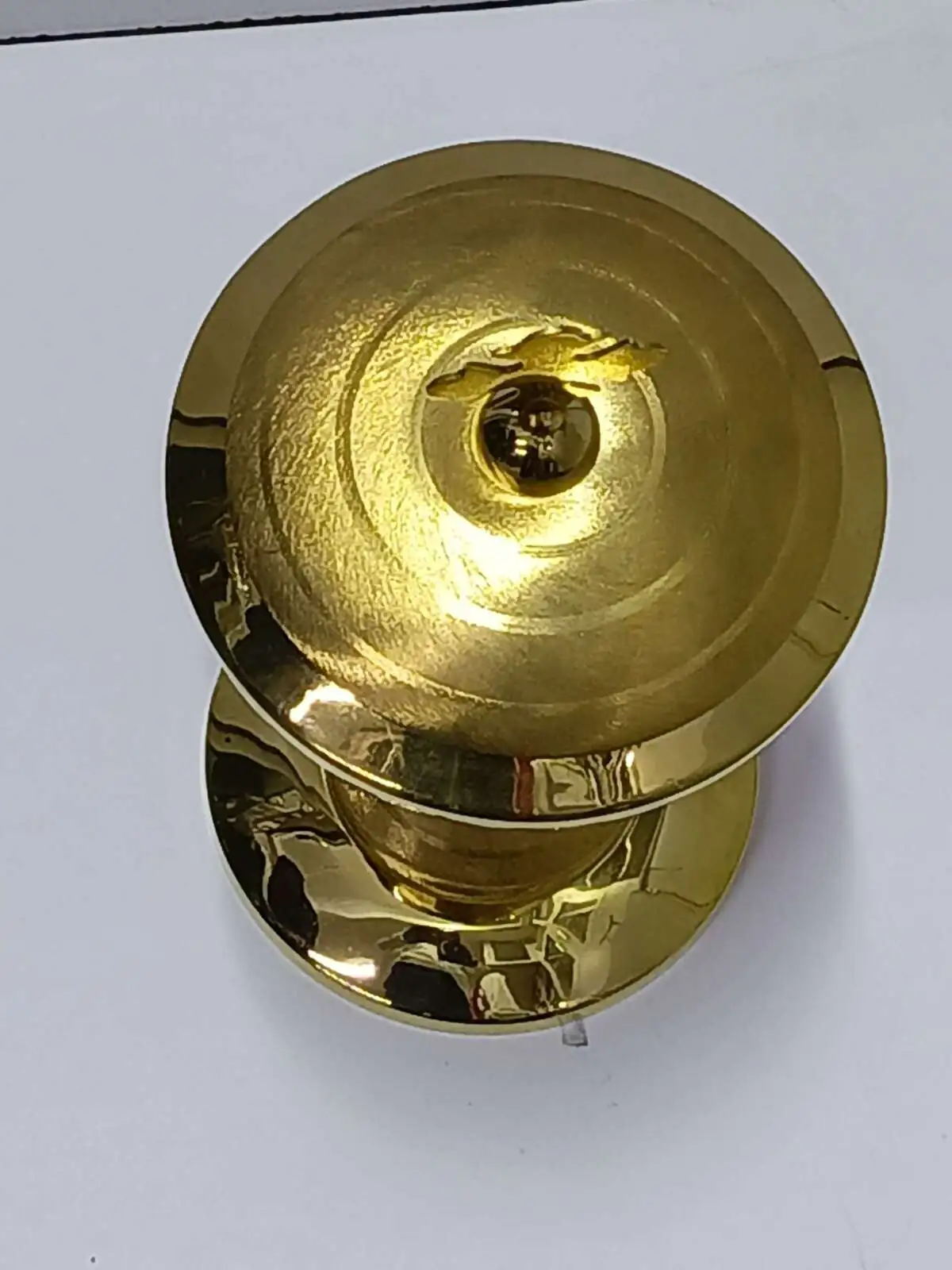 brass-chalice-cups-with-paten