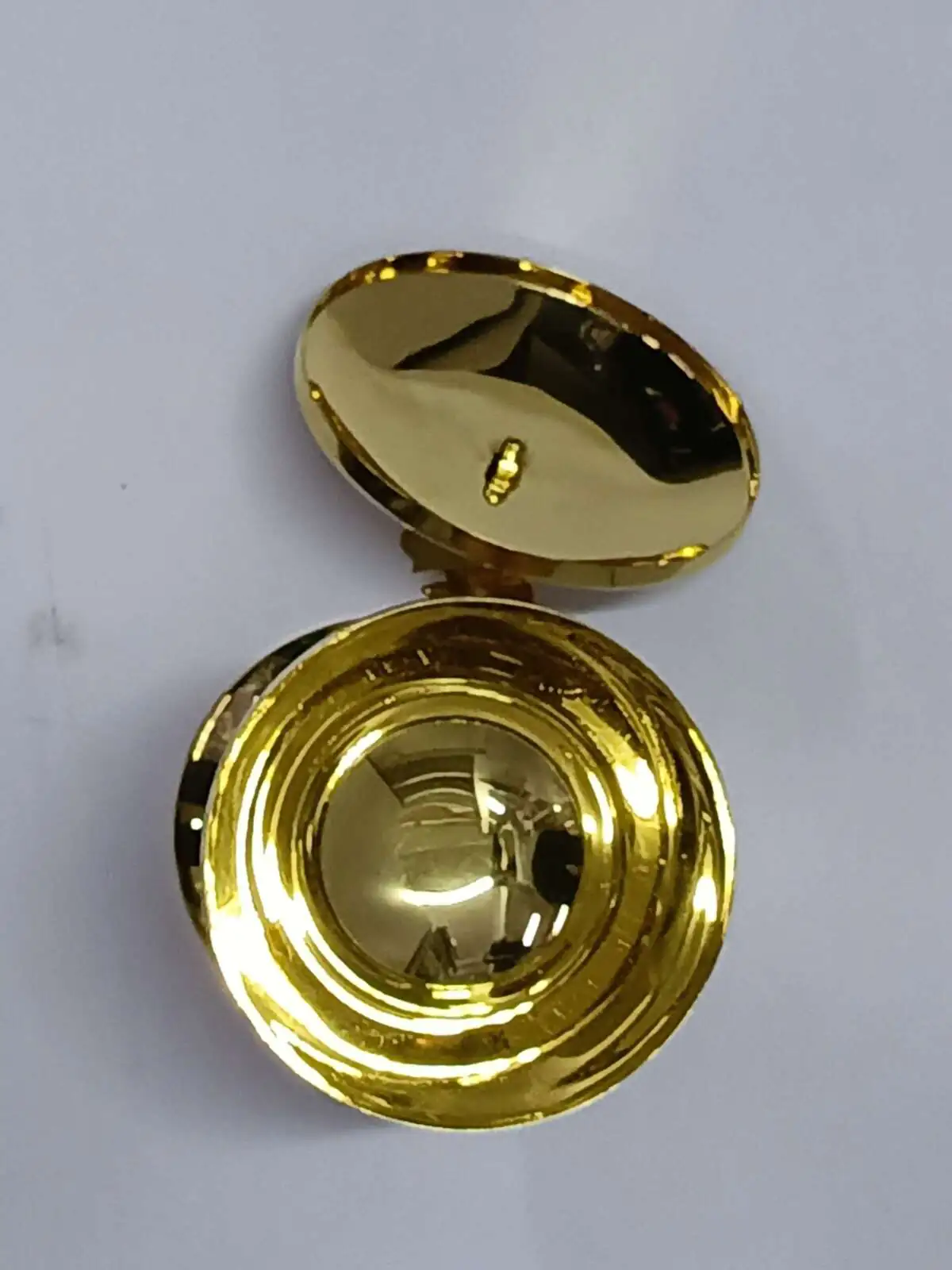 brass-chalice-cups-with-paten