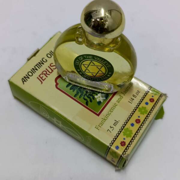 frankincense-and-jasmine-anointing-oil-1.5ml-rebirth
