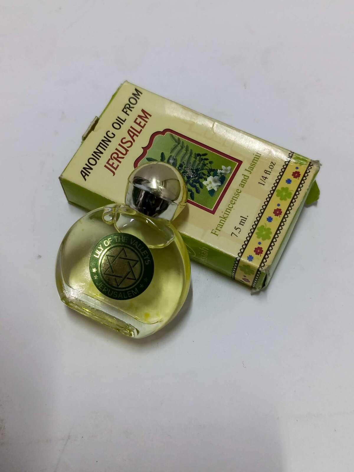 frankincense-and-jasmine-anointing-oil-1.5ml-rebirth