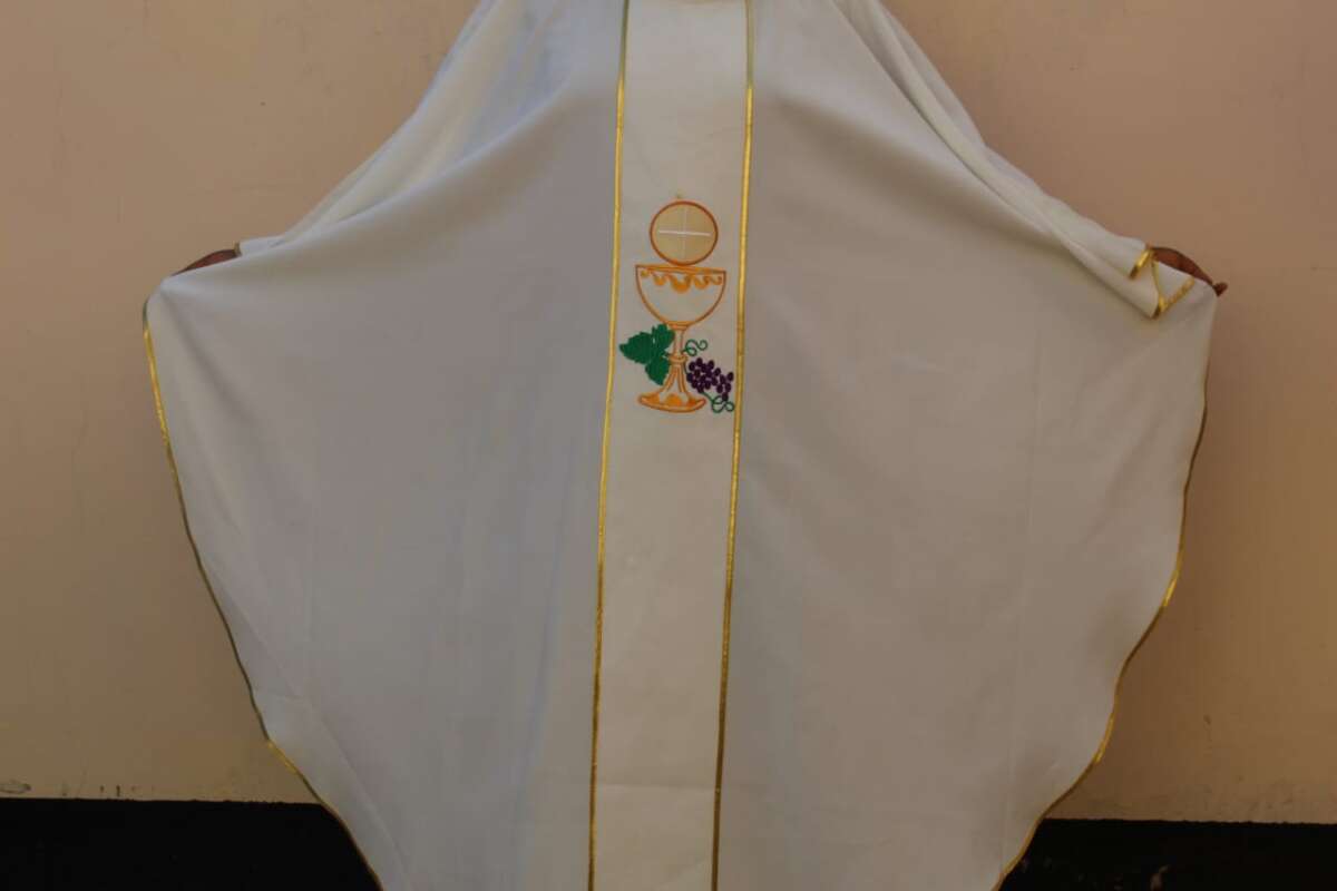 chasuble-for-both-men-and-women-ii