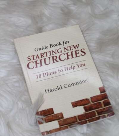 guide-book-fo-starting-new-churches-by-harold-cummins-300