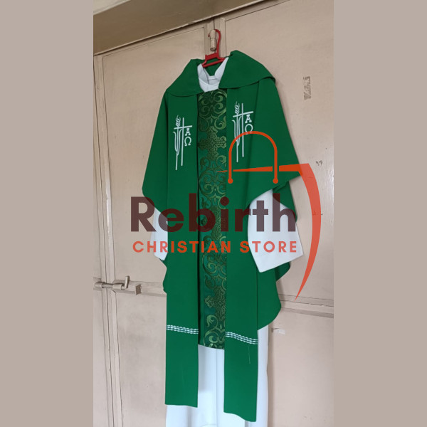 high-quality-clergy-gowns-for-church-ceremonies-and-worship-services-10000