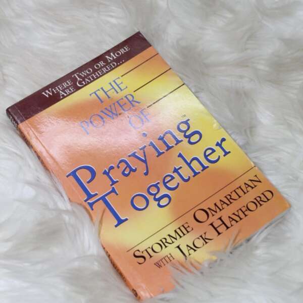 the-power-of-praying-together-by-stormy-omartian-and-jack-hayford-750