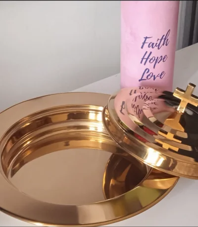 communion-bread-plate-gold-colour